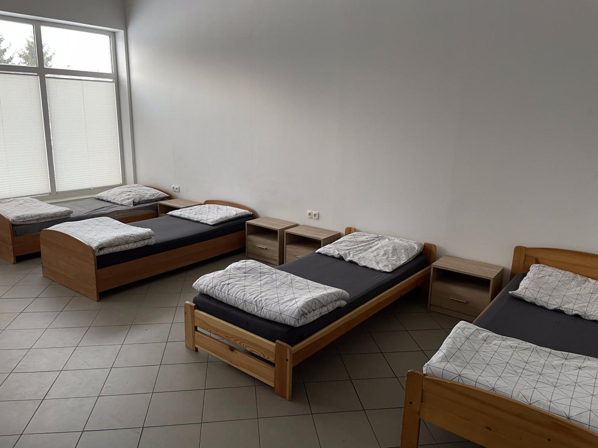 Noclegi Pracownicze Lazur Ciechanow Bagian luar foto