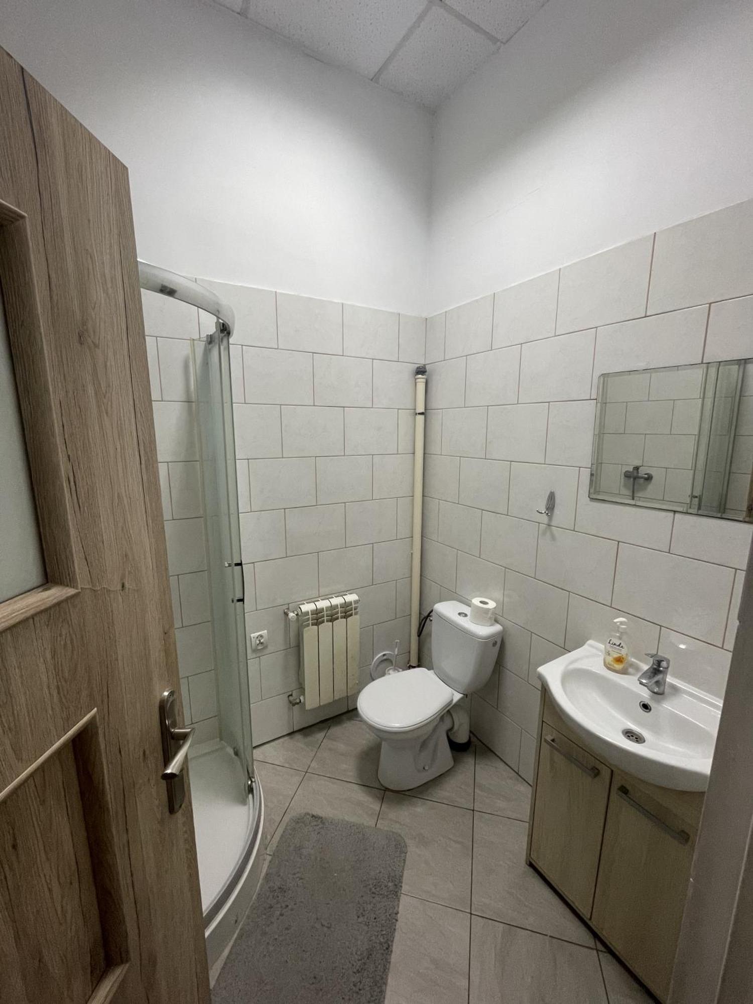 Noclegi Pracownicze Lazur Ciechanow Bagian luar foto