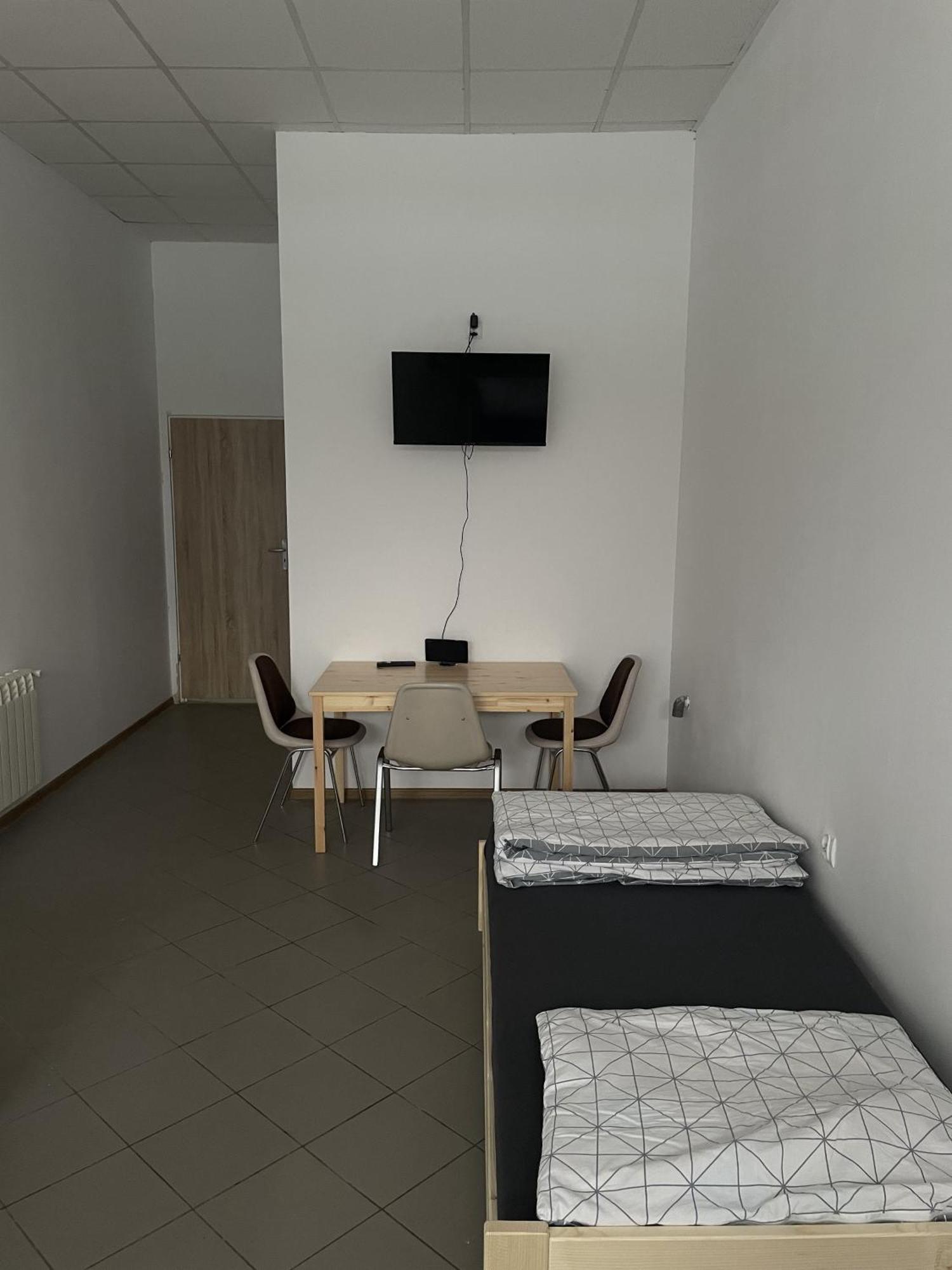 Noclegi Pracownicze Lazur Ciechanow Bagian luar foto