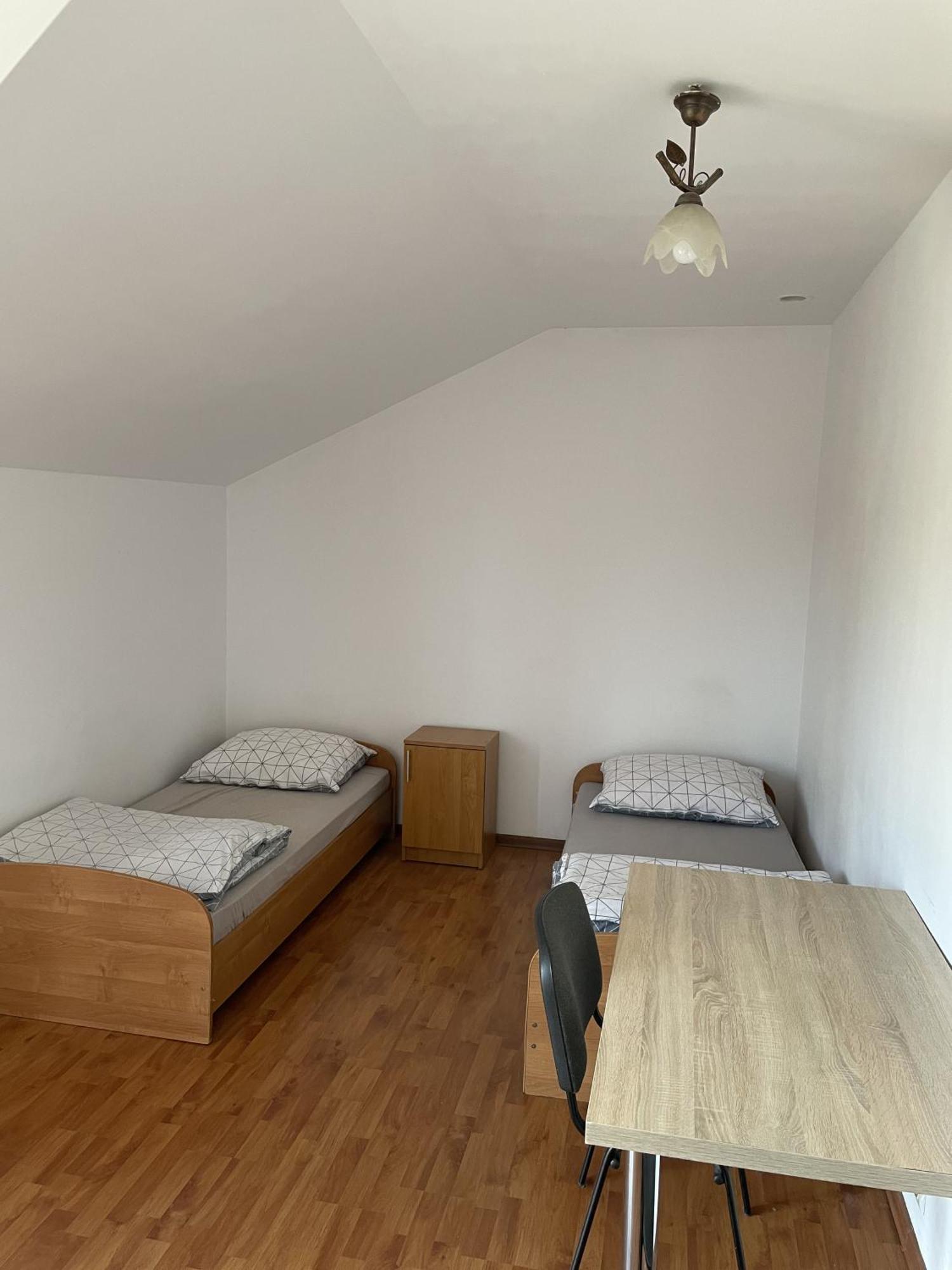 Noclegi Pracownicze Lazur Ciechanow Bagian luar foto
